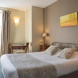 Le Relais Du çatey Hotel